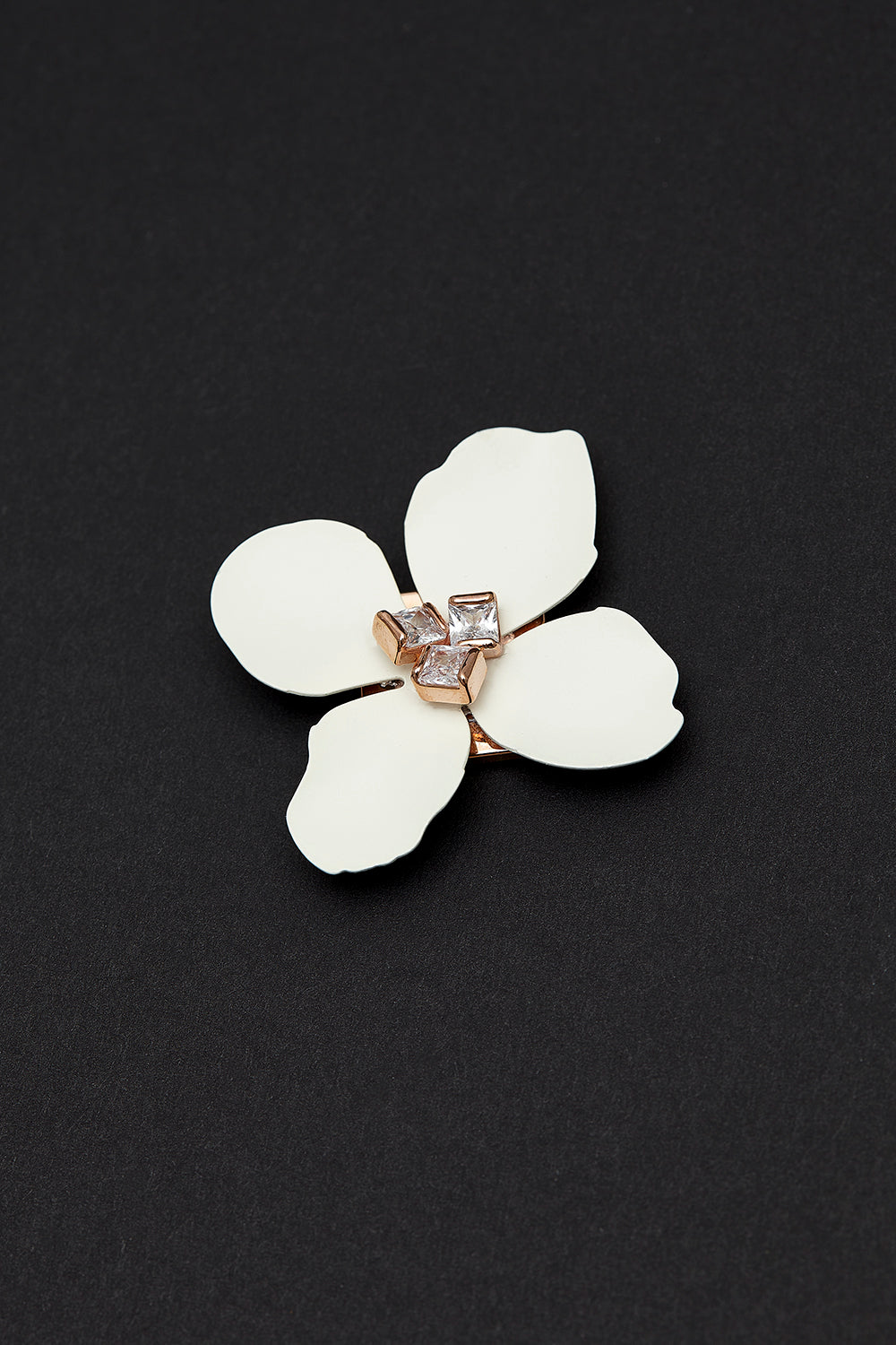 Fleur brooch ivory - fasfas