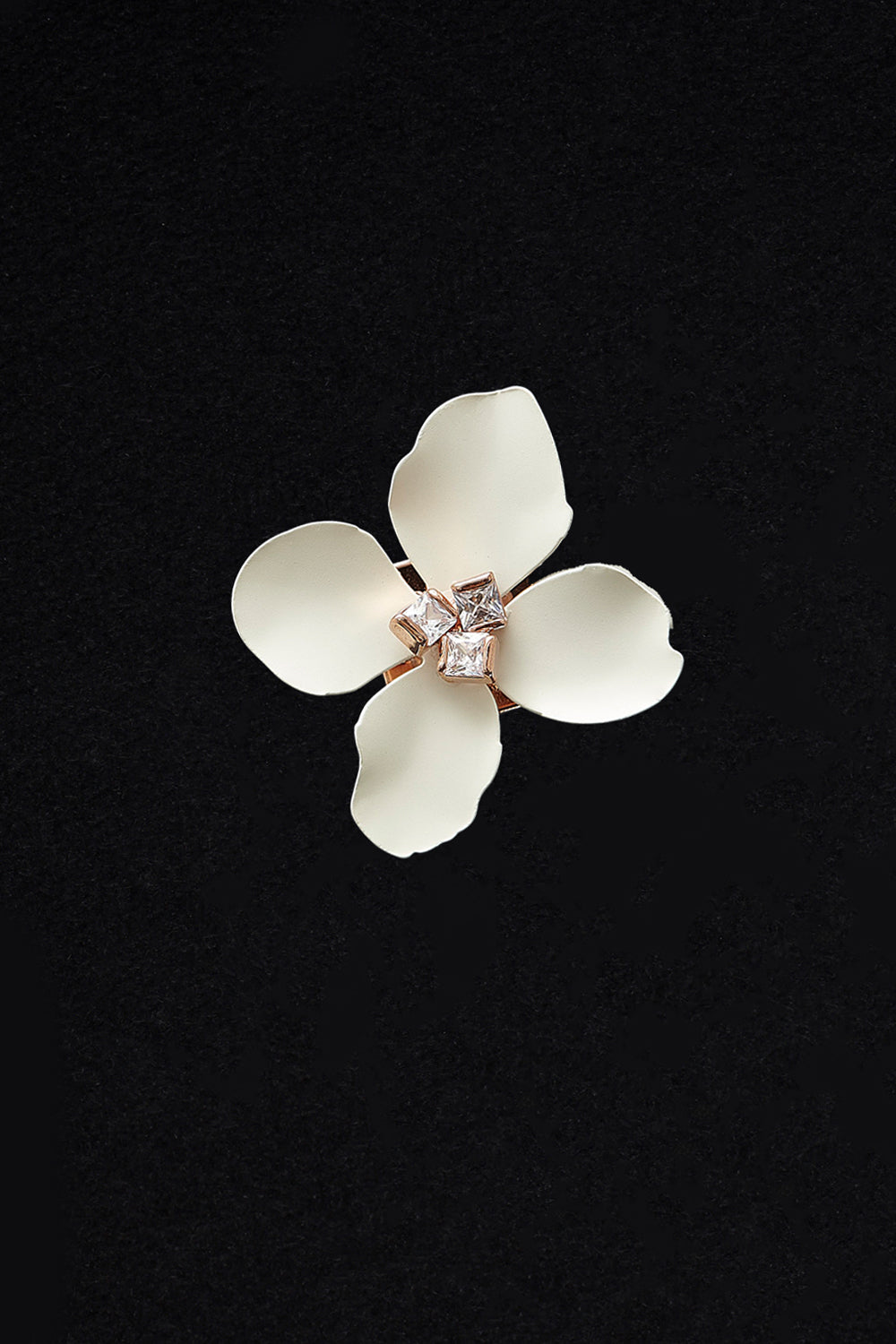 Fleur brooch ivory - fasfas