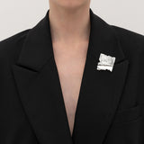 De silver brooch - fasfas