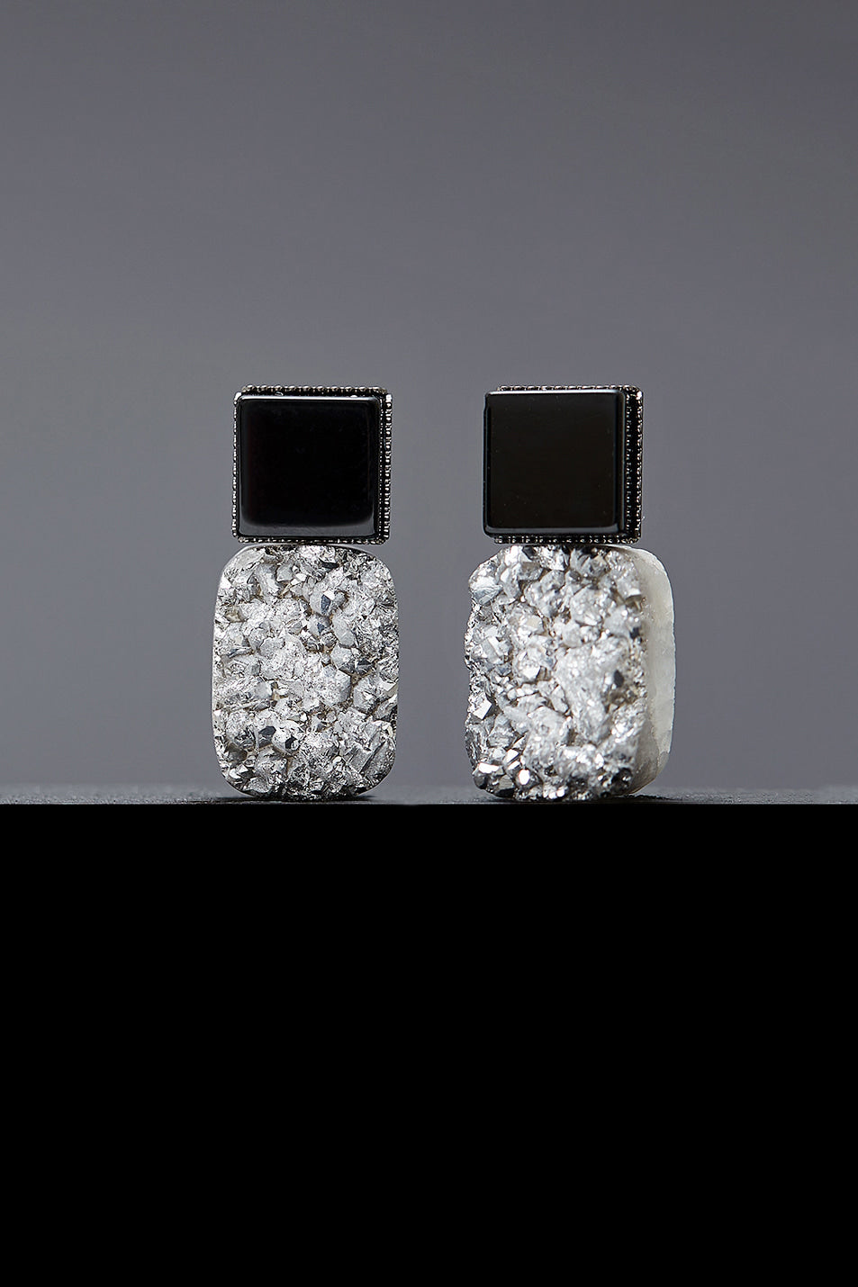 Onyx grey druzy agate earrings(clip-on earrings) - fasfas
