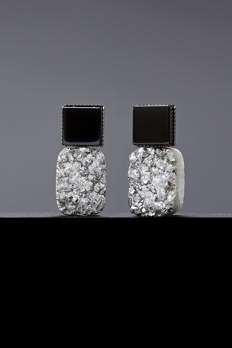 Onyx grey druzy agate earrings(clip-on earrings) - fasfas