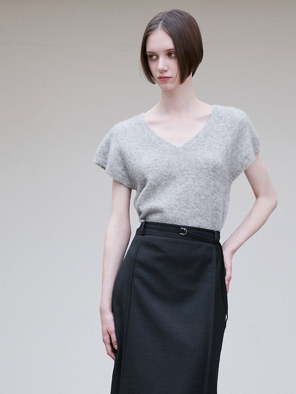 Alpaca wool blend v neck top soft gray - fasfas
