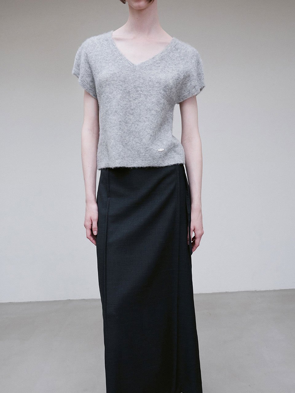 Alpaca wool blend v neck top soft gray - fasfas