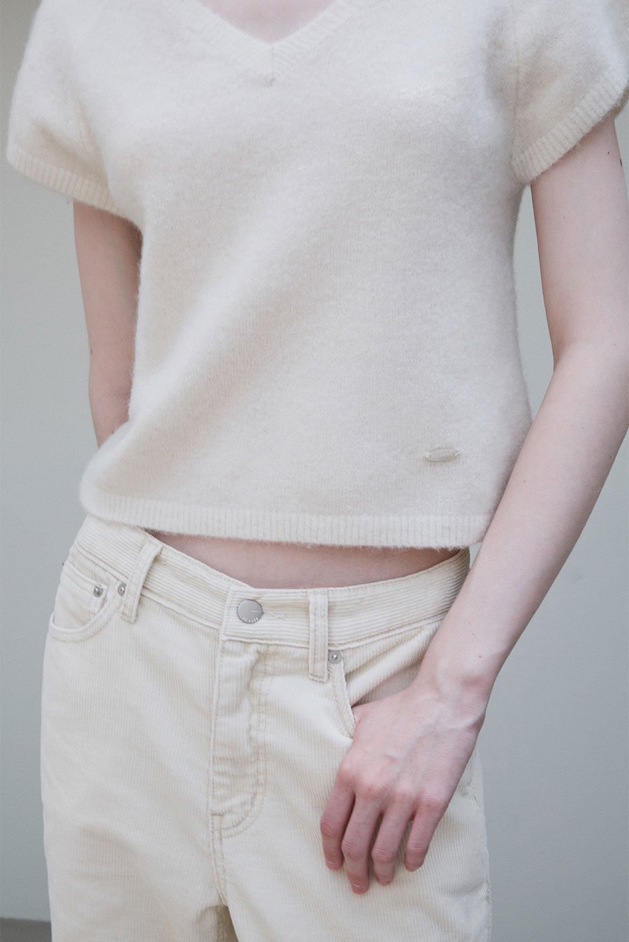 Alpaca wool blend v neck top ivory - fasfas