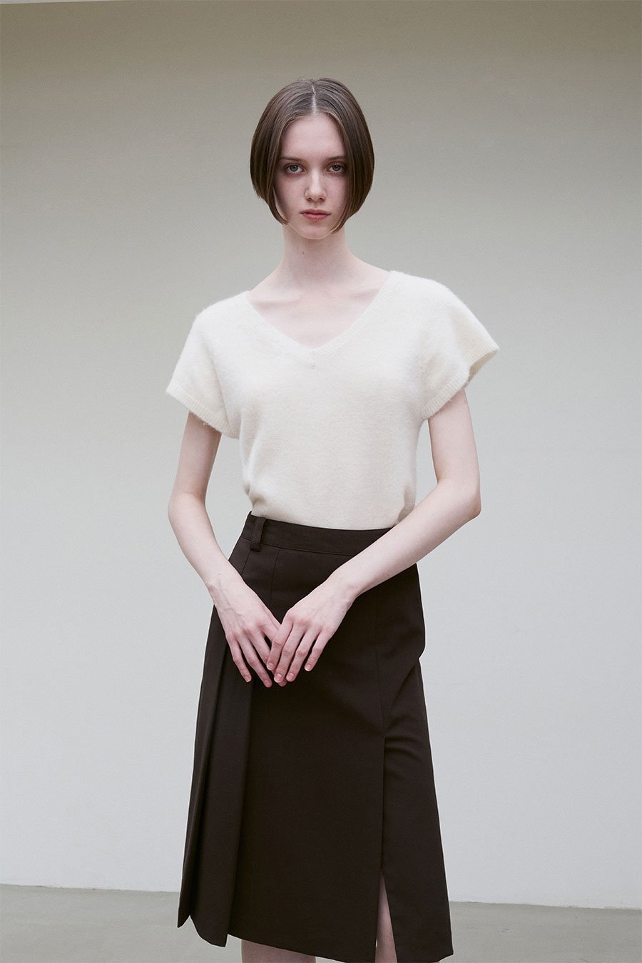 Alpaca wool blend v neck top ivory - fasfas