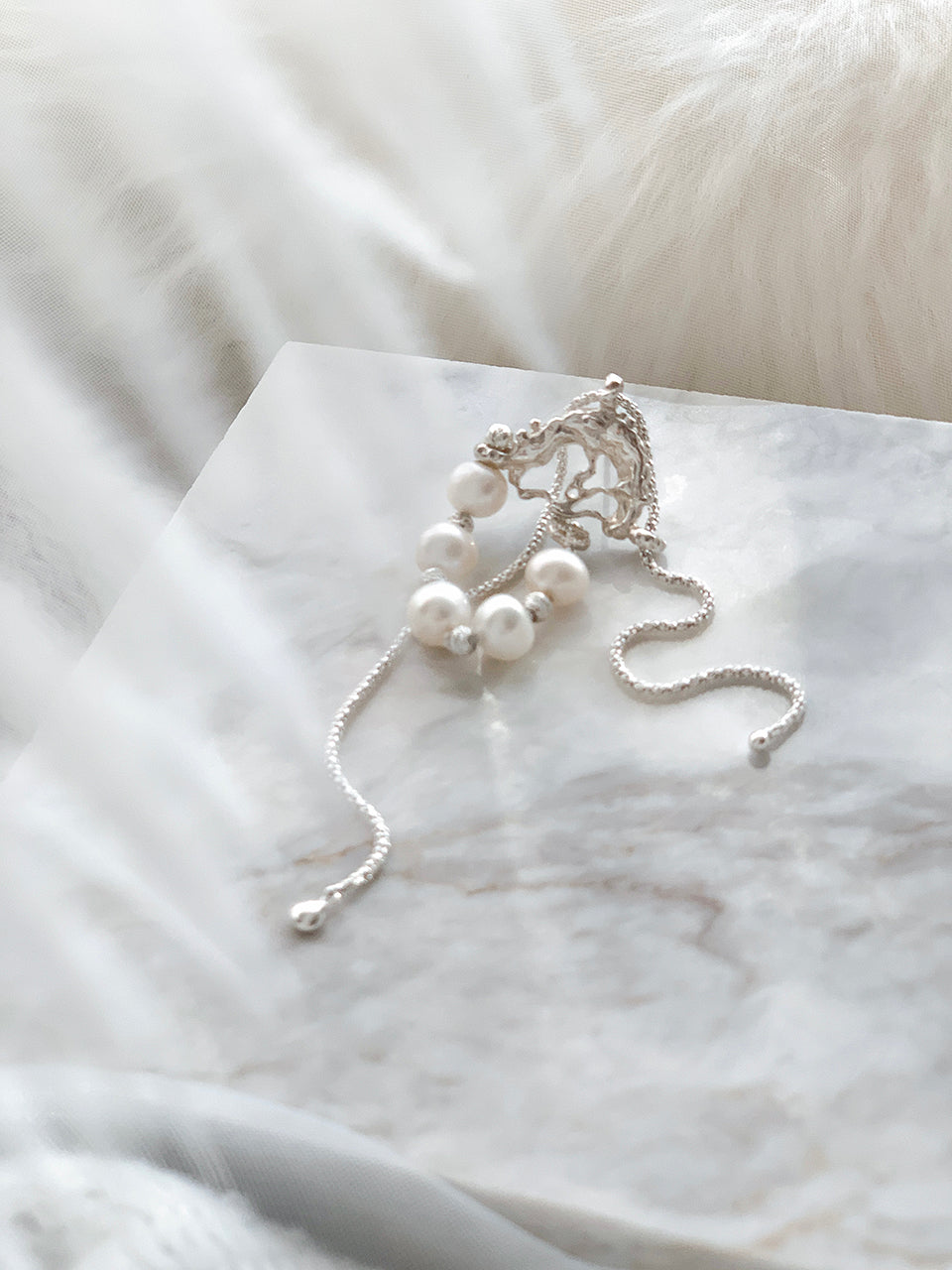 AYRE PEARL EARRING Single pearl earring - fasfas