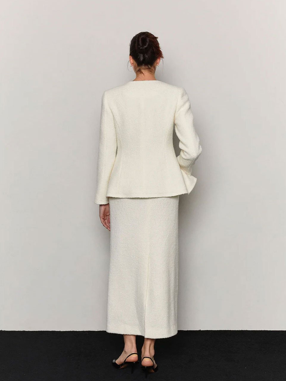 Alpaca wool blended boucle tweed maxi skirt ivory - fasfas