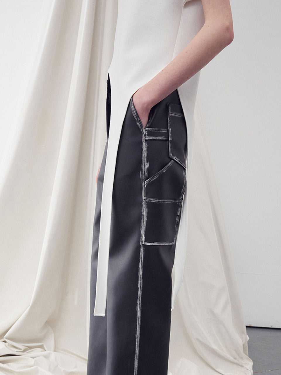 Asymmetric hem boat neck top - fasfas