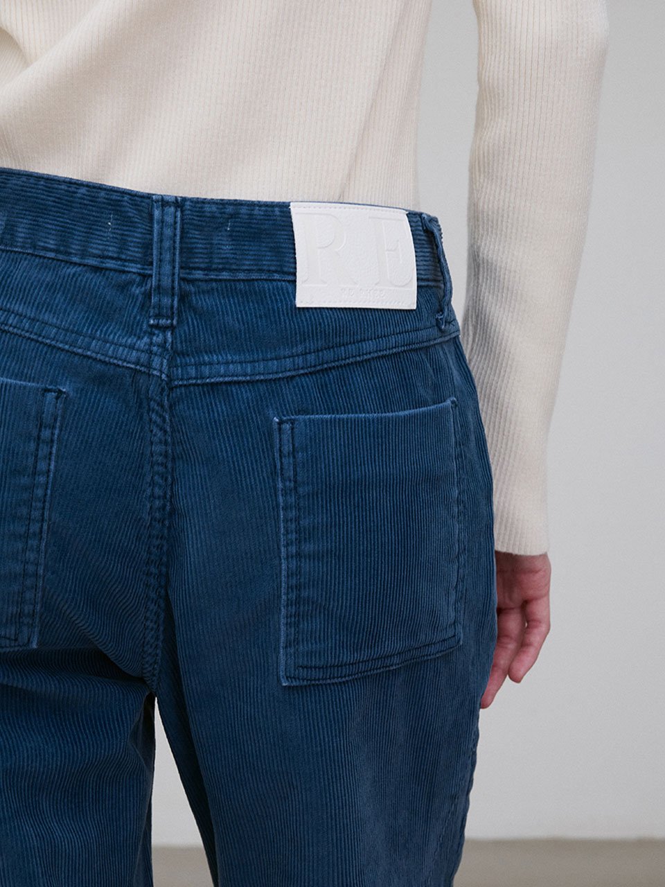 Corduroy parachute jean ash navy - fasfas