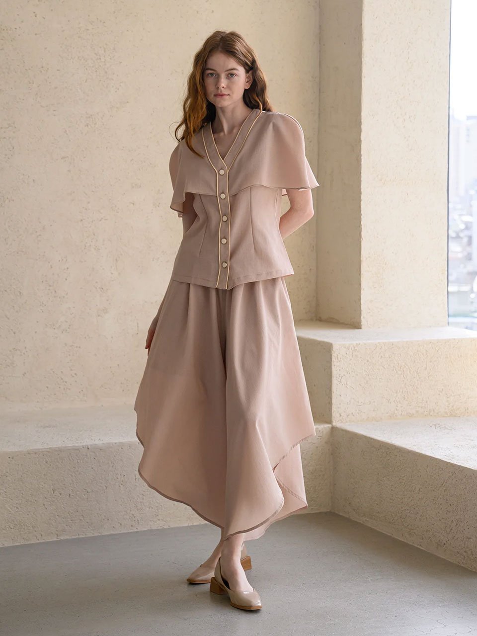 Capelet cardigan beige - fasfas