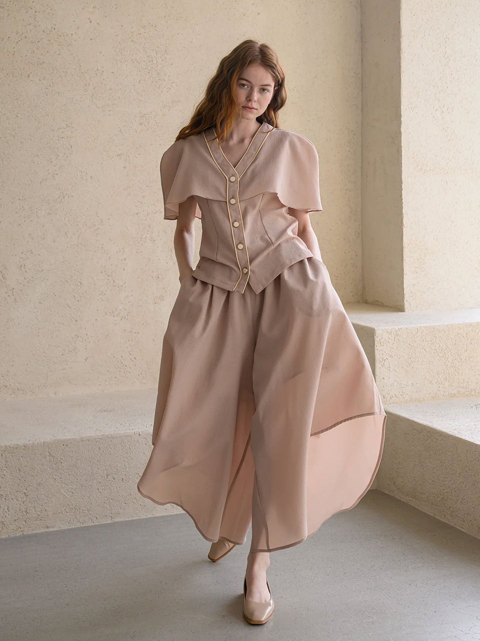 Capelet cardigan beige - fasfas