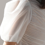 Slim fit shirring white blouse