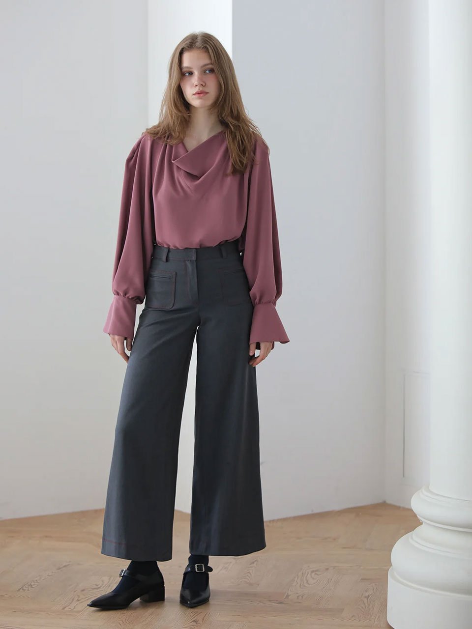 Draped-neck loose fit blouse - fasfas