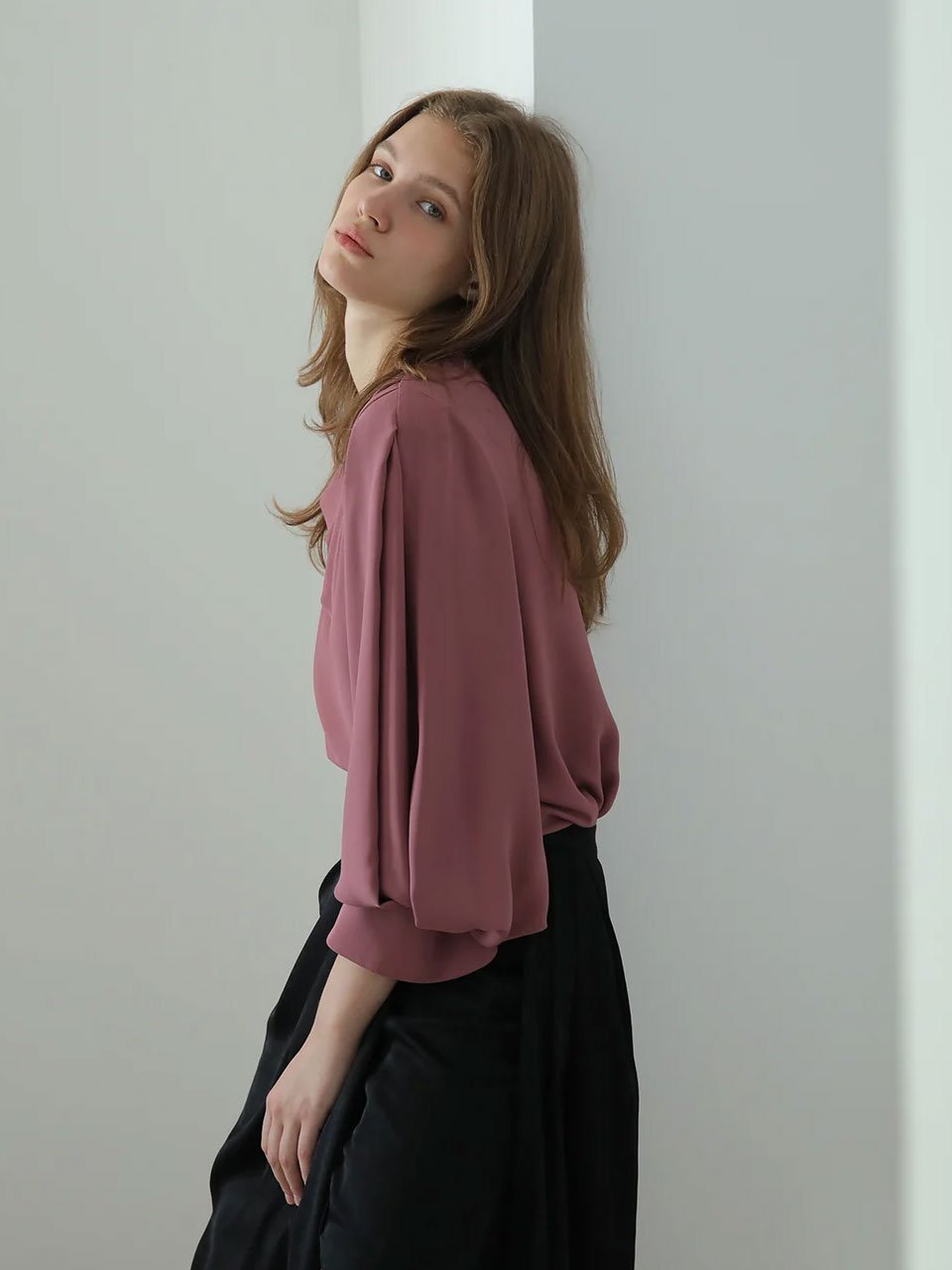 Draped-neck loose fit blouse - fasfas