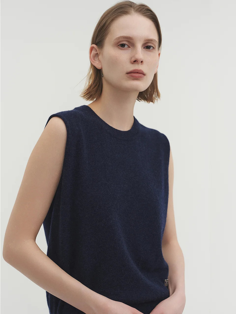 Evi sleeveless knit top maroso navy - fasfas