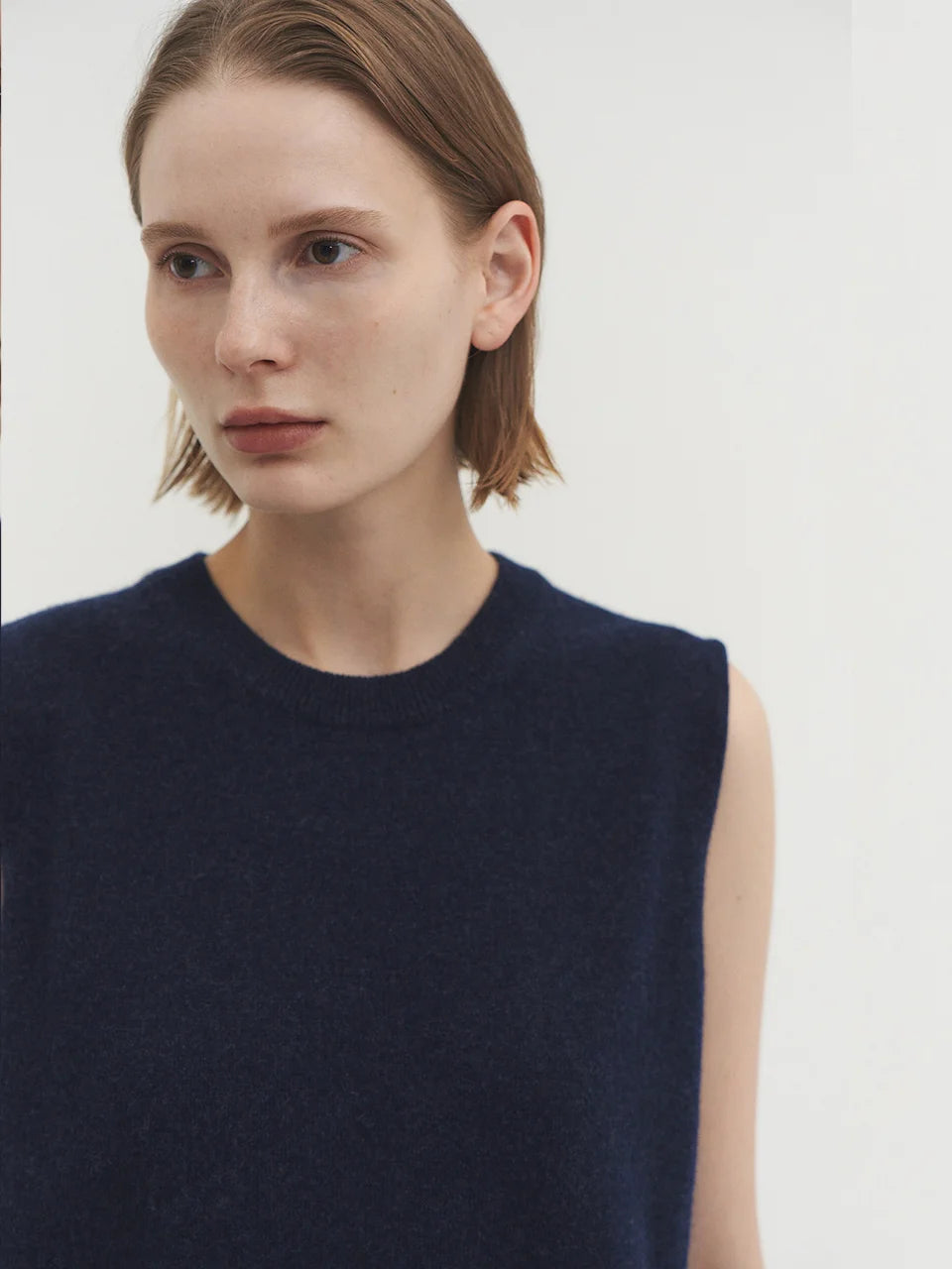 Evi sleeveless knit top maroso navy - fasfas