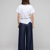 Boat neck asymmetric shirring t-shirt