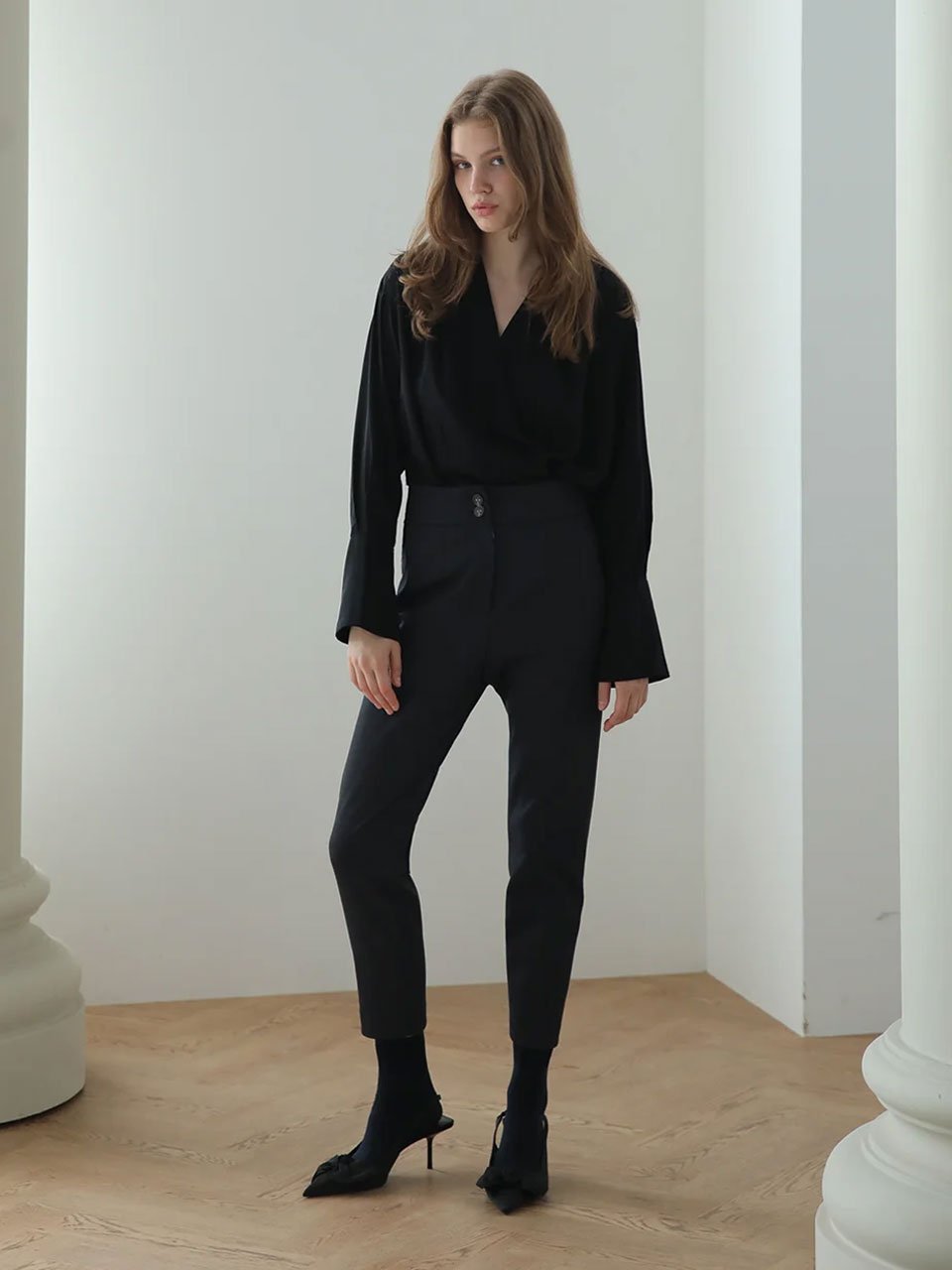 Loose-fit draped blouse black - fasfas