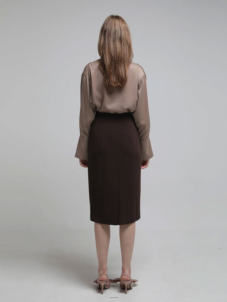 Loose-fit draped blouse brown - fasfas