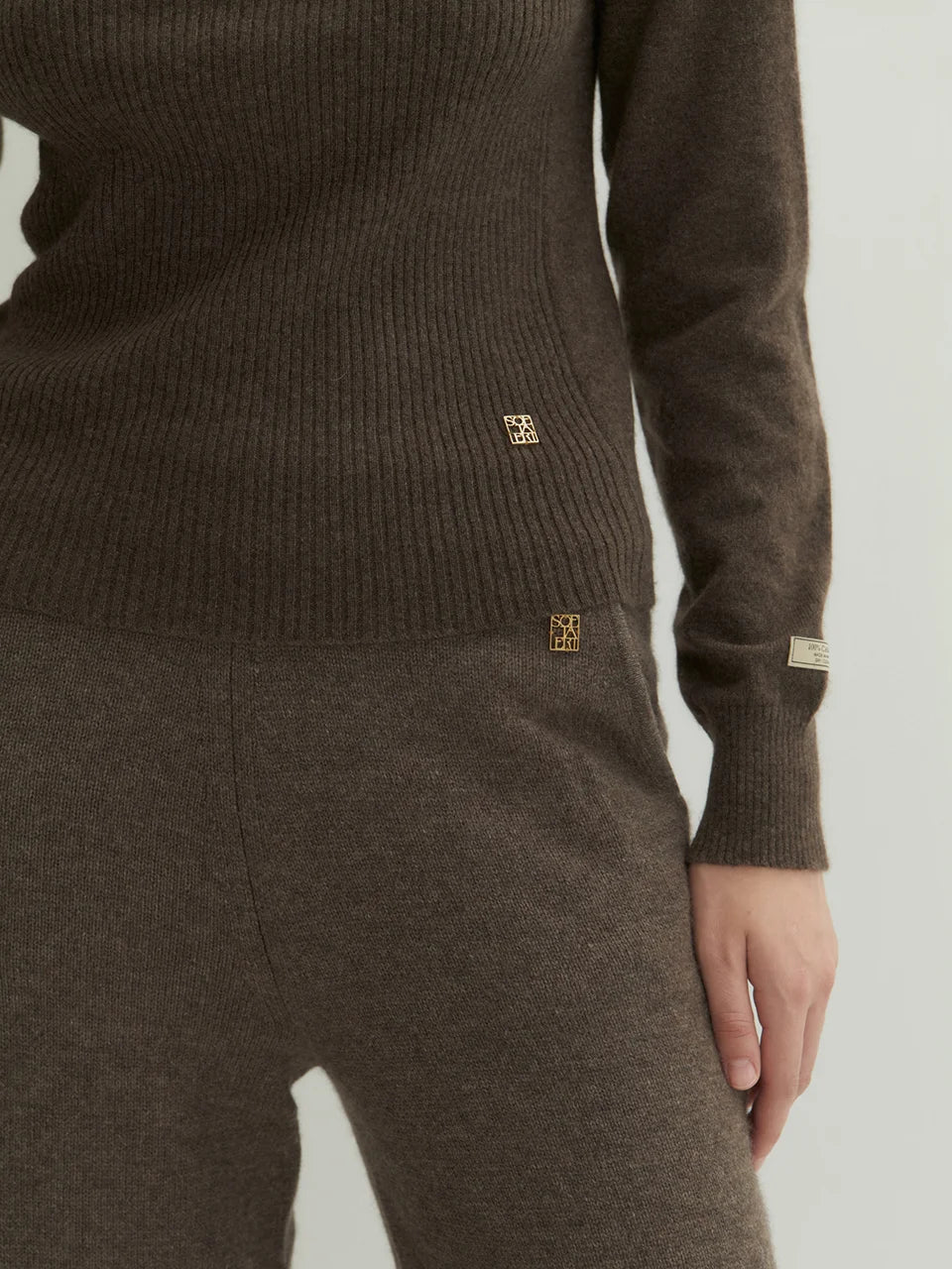 Nora ribbed sweater umber brown - fasfas