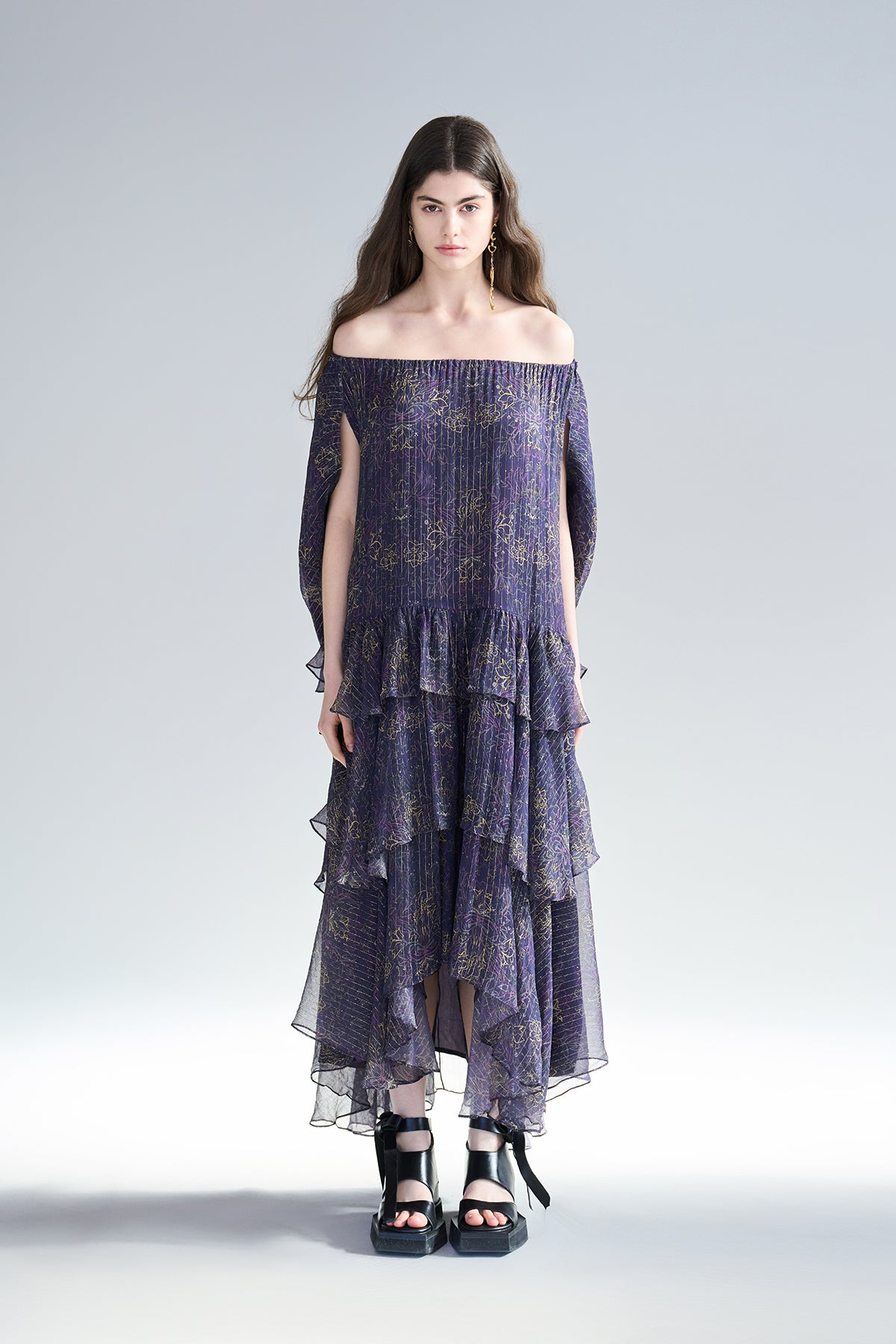 Paisley print off-shoulder asymmetric tiered maxi dress - fasfas