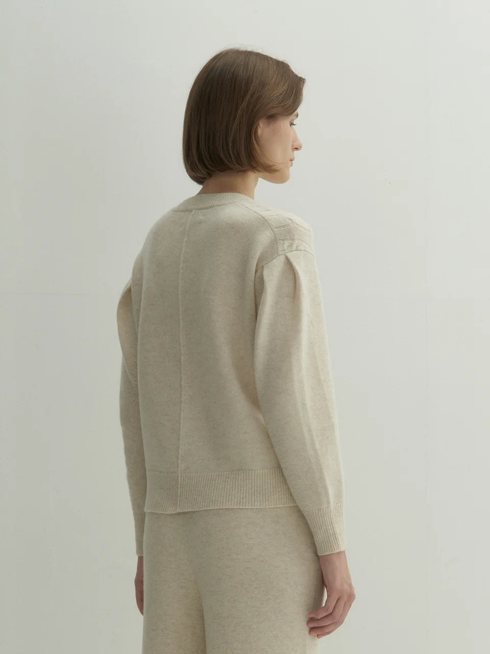 Sara cable sweater custard ivory - fasfas