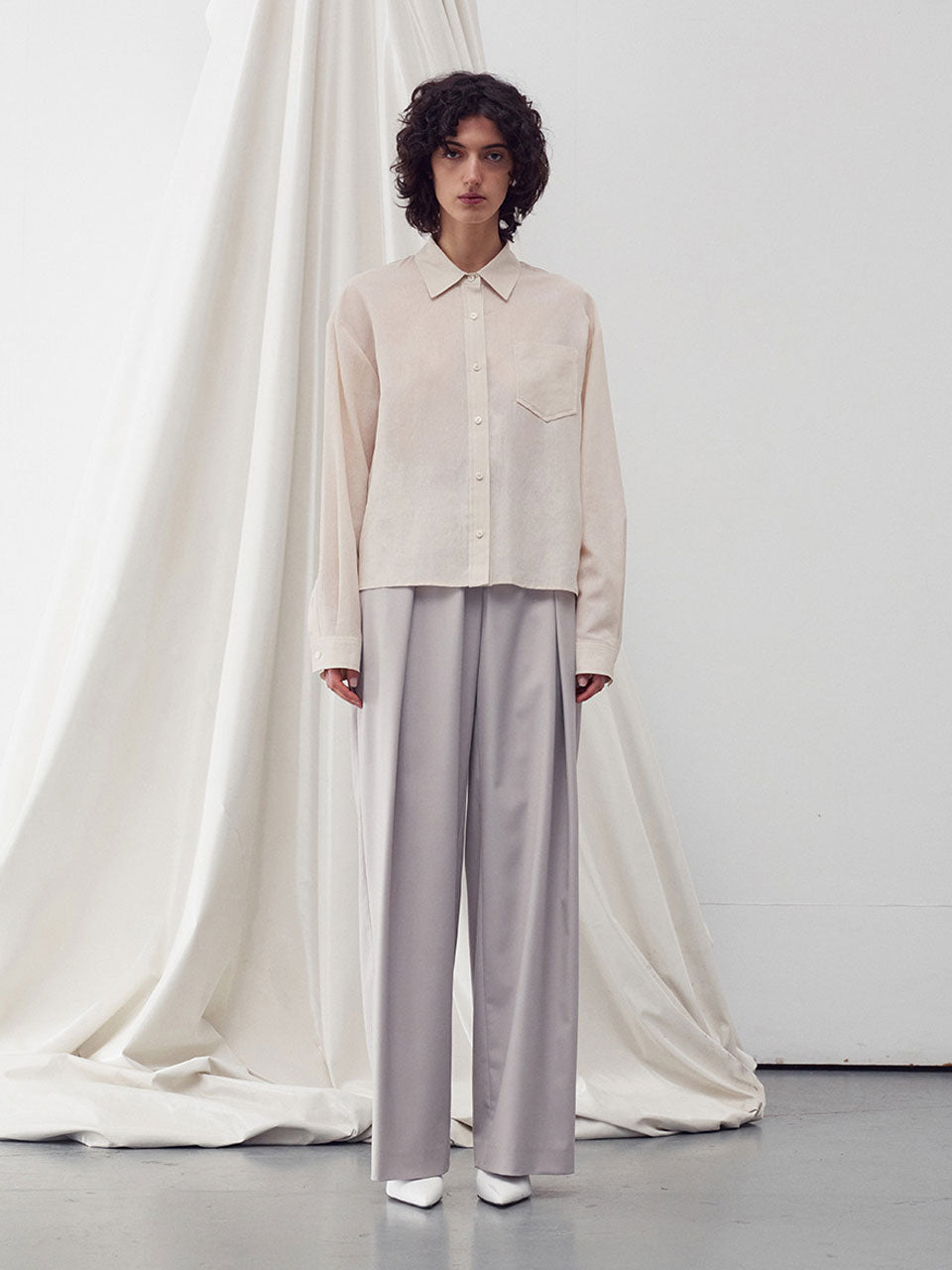 Single pocket shirt beige - fasfas