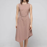 Sleeveless chain point slim fit dress