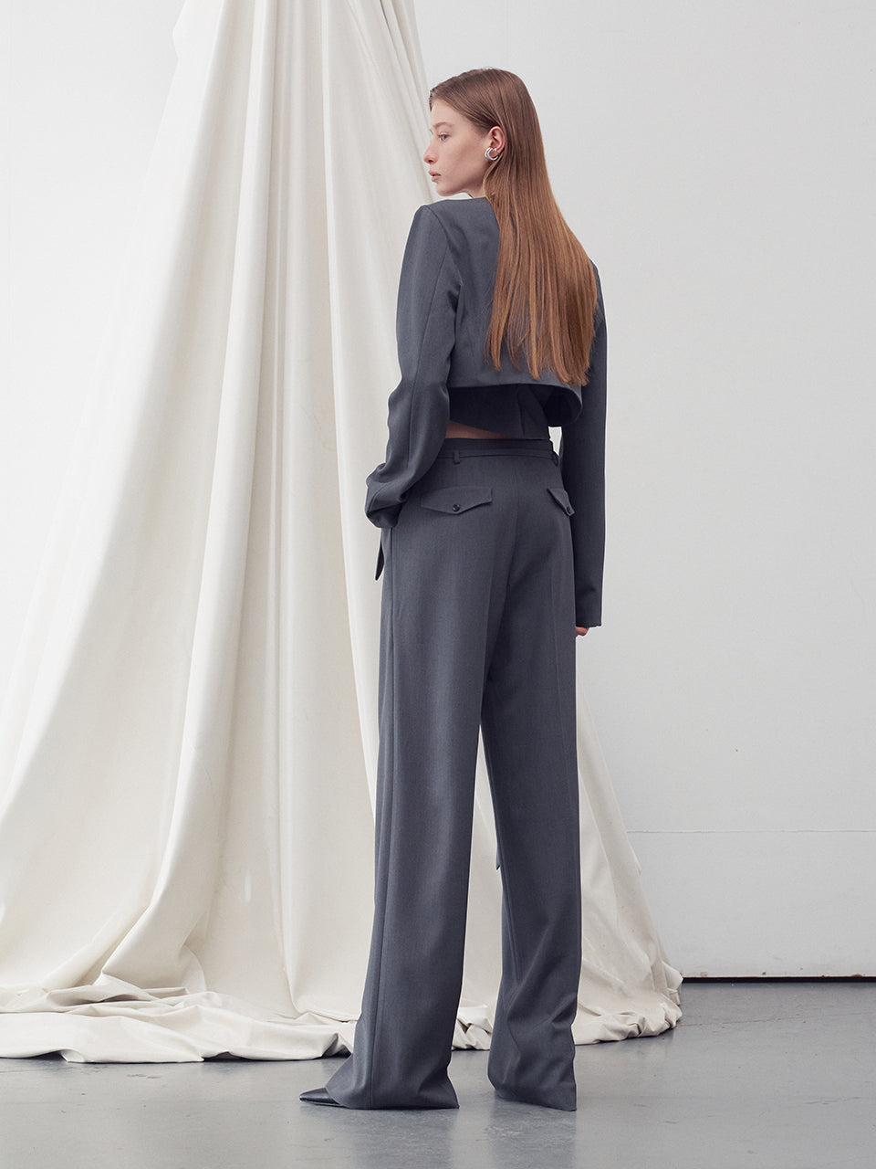 Straight leg belted trouser charcoal - fasfas