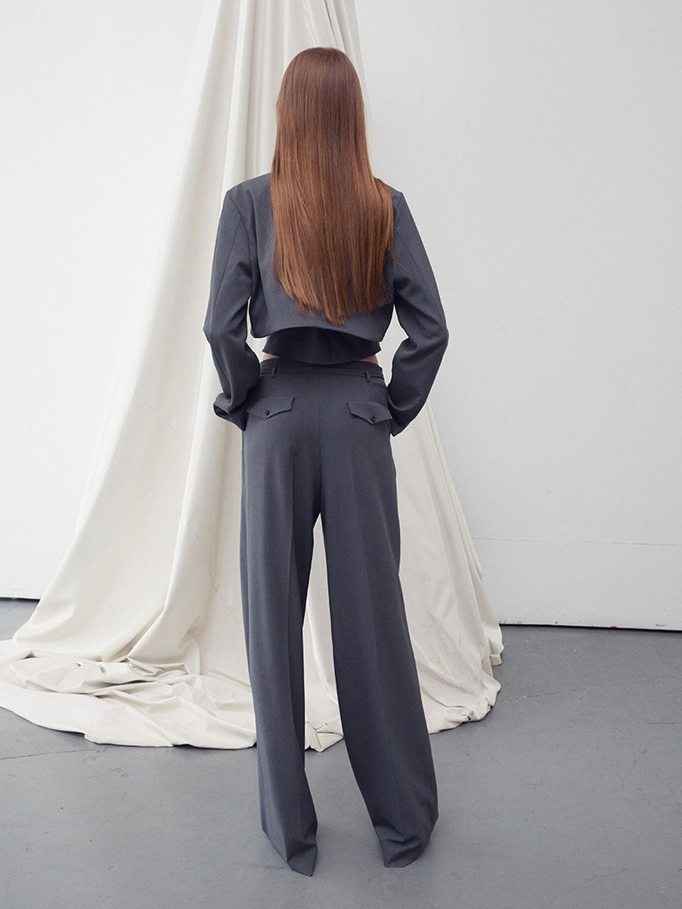 Straight leg belted trouser charcoal - fasfas