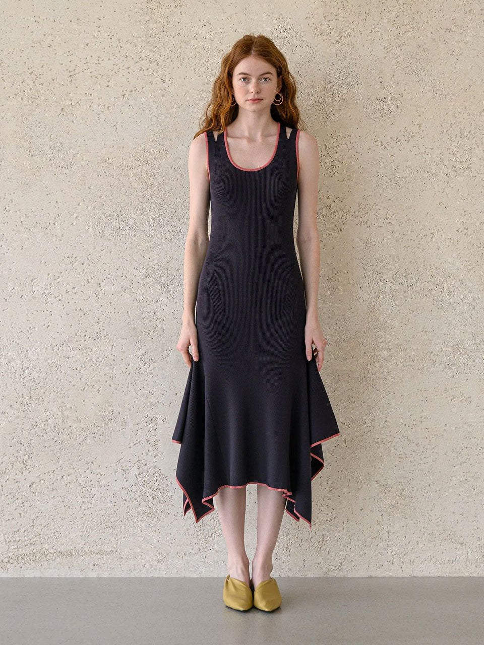Stretch-knit asymmetric dress black - fasfas