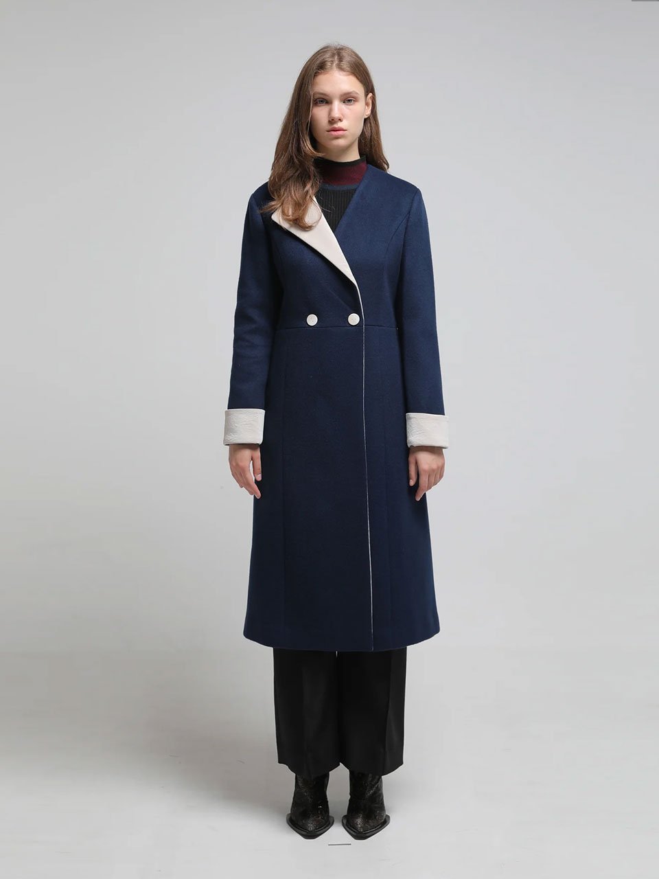 V-neck asymmetric long coat - fasfas