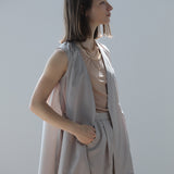 Loose fit v-neck sleeveless jacket