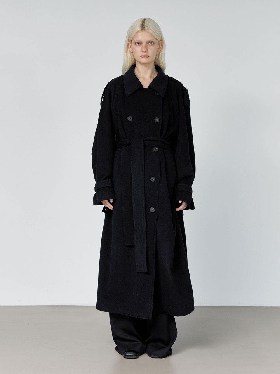 Lloyd oversized trench coat black - fasfas