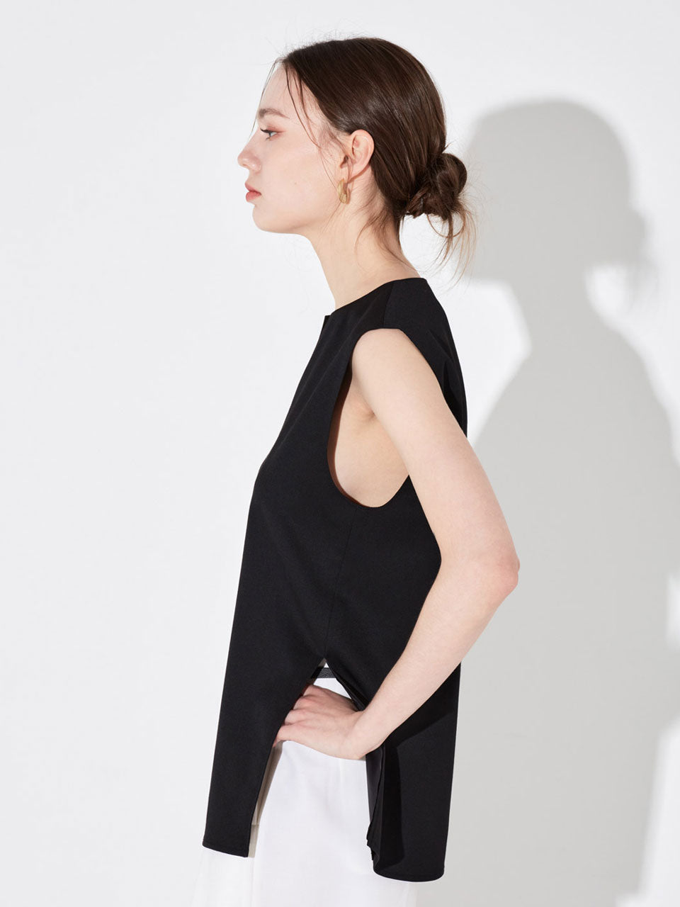 Eva deep v-neck top black - fasfas