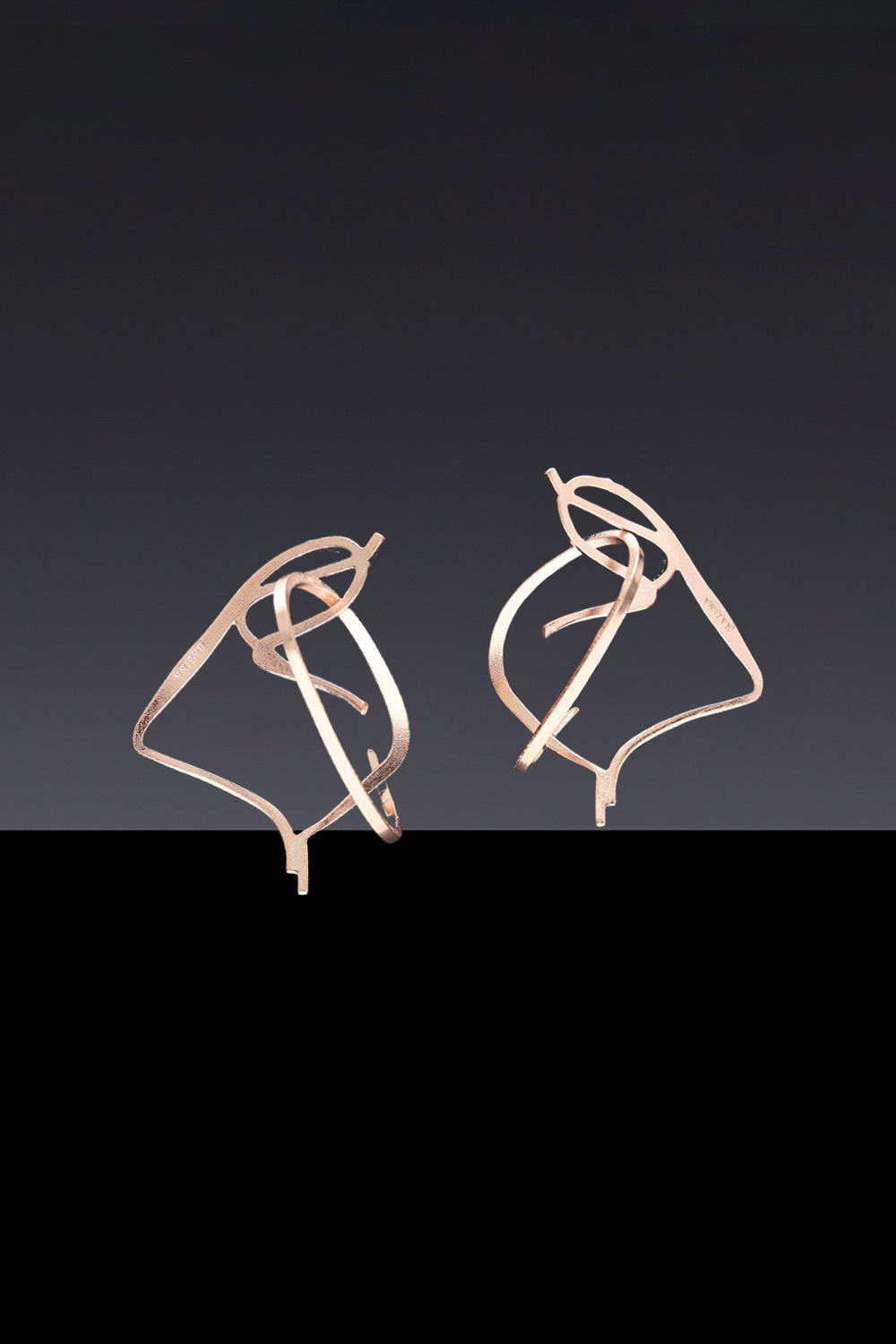 Dancing objet No.7 earrings - rosegold(clip-on earrings) - fasfas