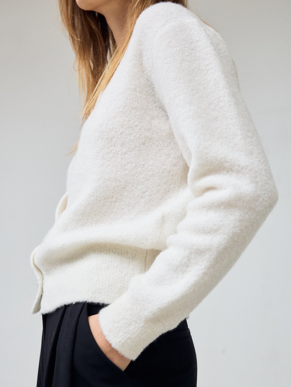 Boucle cardigan ivory – italy cashmere 90% - fasfas