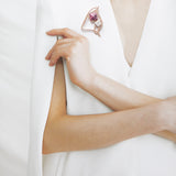 Dancing objet No.17 brooch 3colors - fasfas