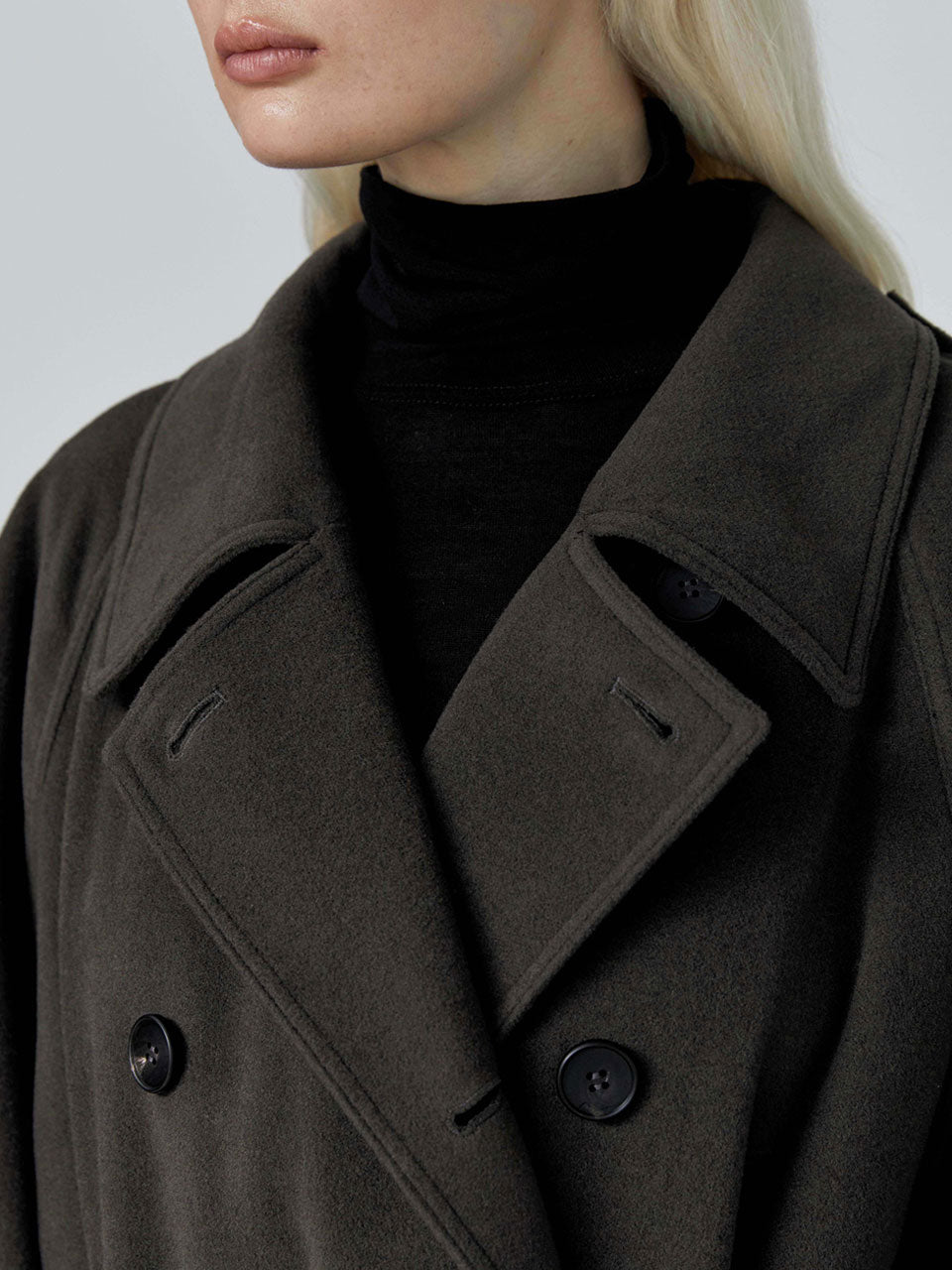 Lloyd oversized trench coat khaki - fasfas