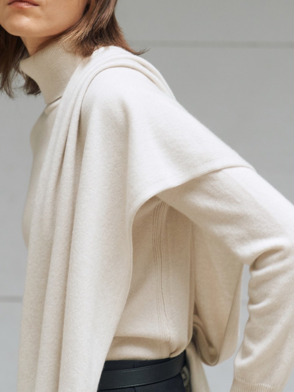 Italy cashmere 100% – basic handmade pullover ivory - fasfas