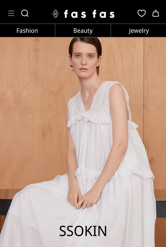 La tienda online premium de K-fashion y K-beauty de Corea FASFAS presenta el lookbook S/S 2026 con la mira puesta en las Fashion Weeks mundiales