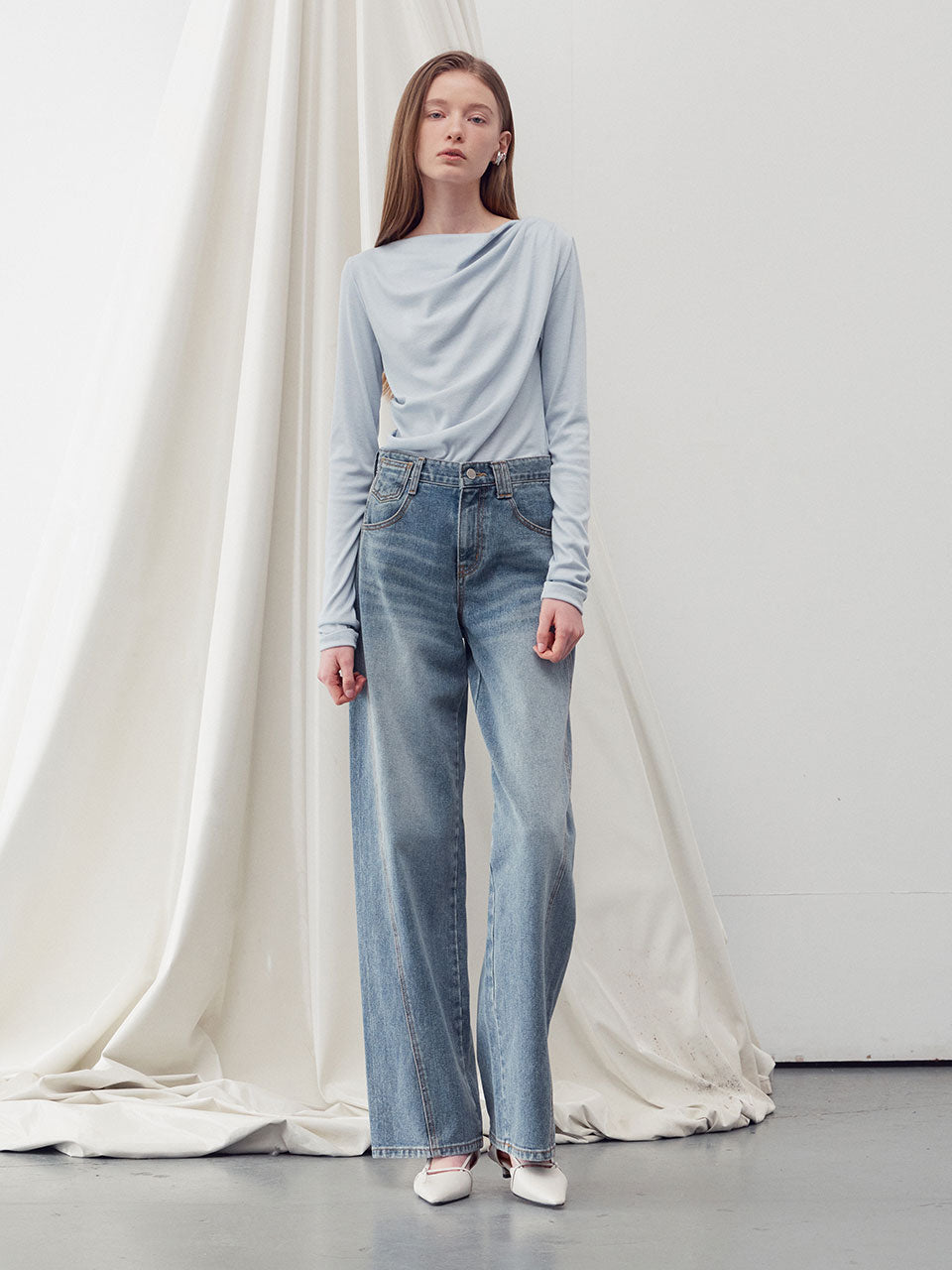 Seam detail straight denim pants - fasfas