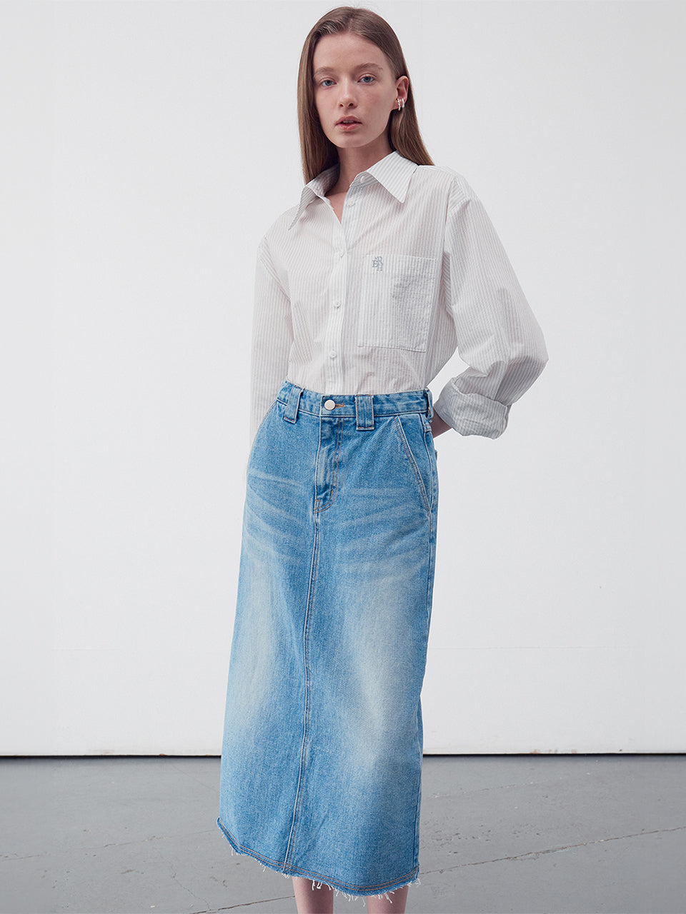 Denim a-line midi skirt mid blue - fasfas