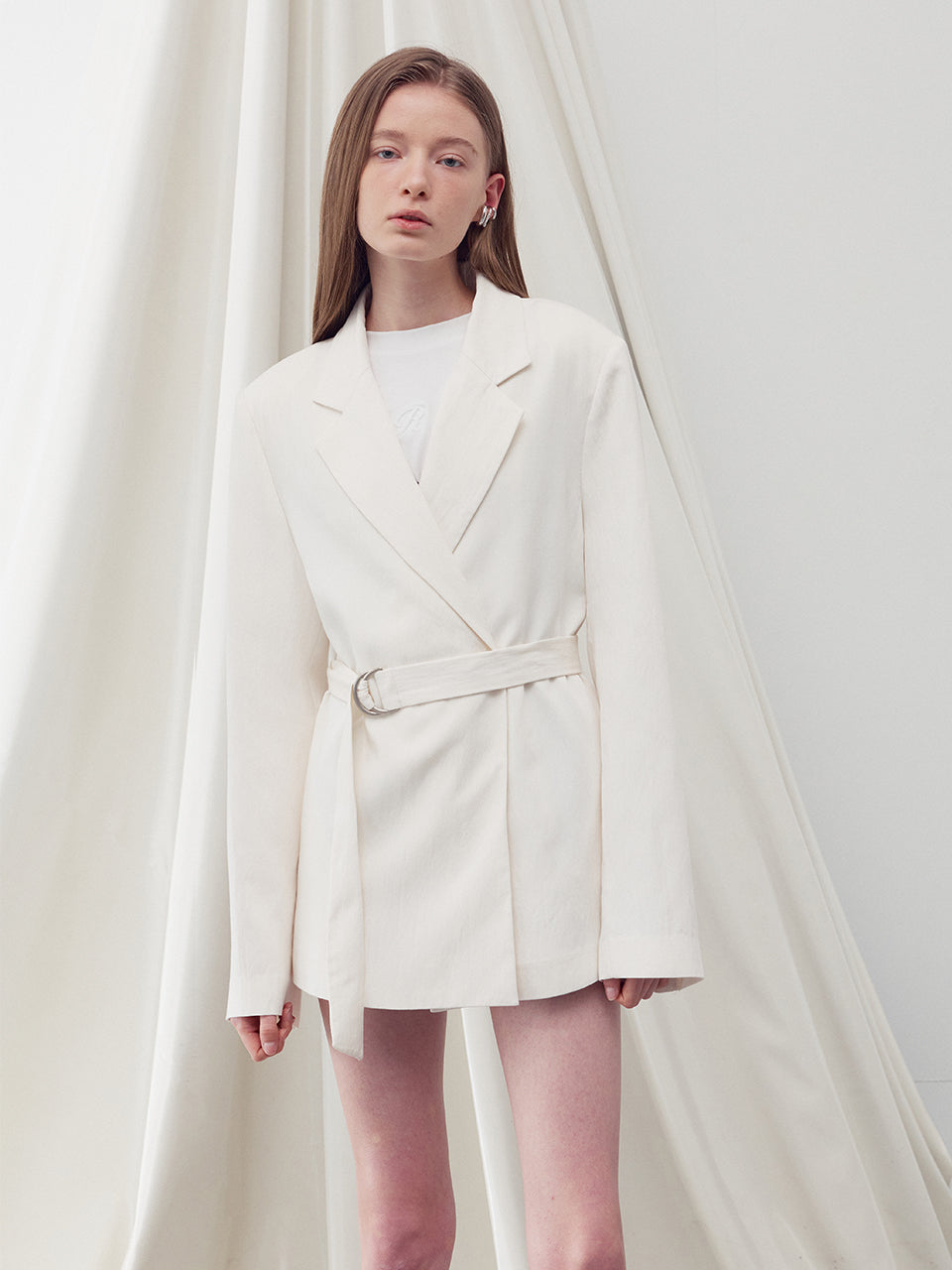 D-ring belted jacket Ivory - fasfas