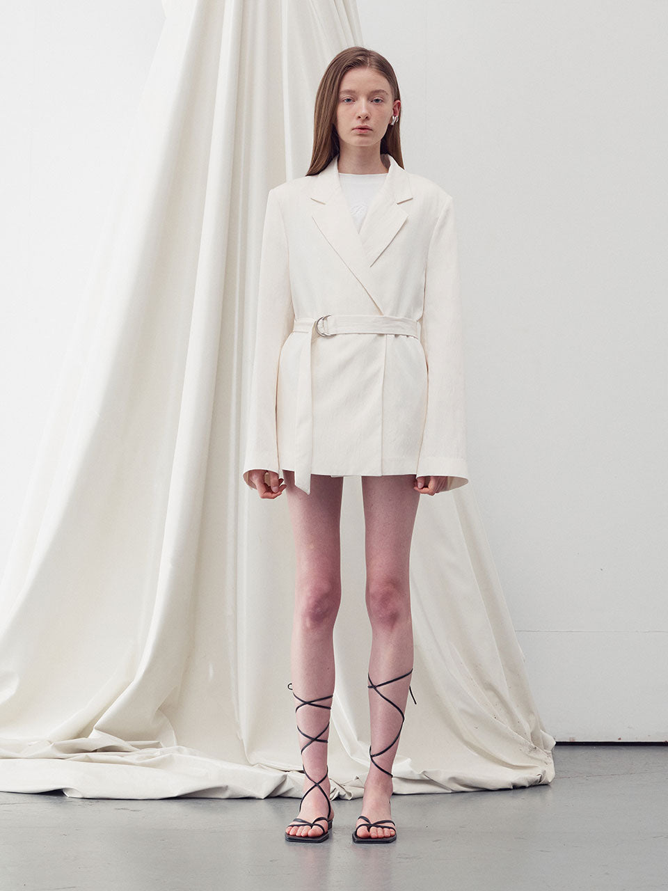 D-ring belted jacket Ivory - fasfas
