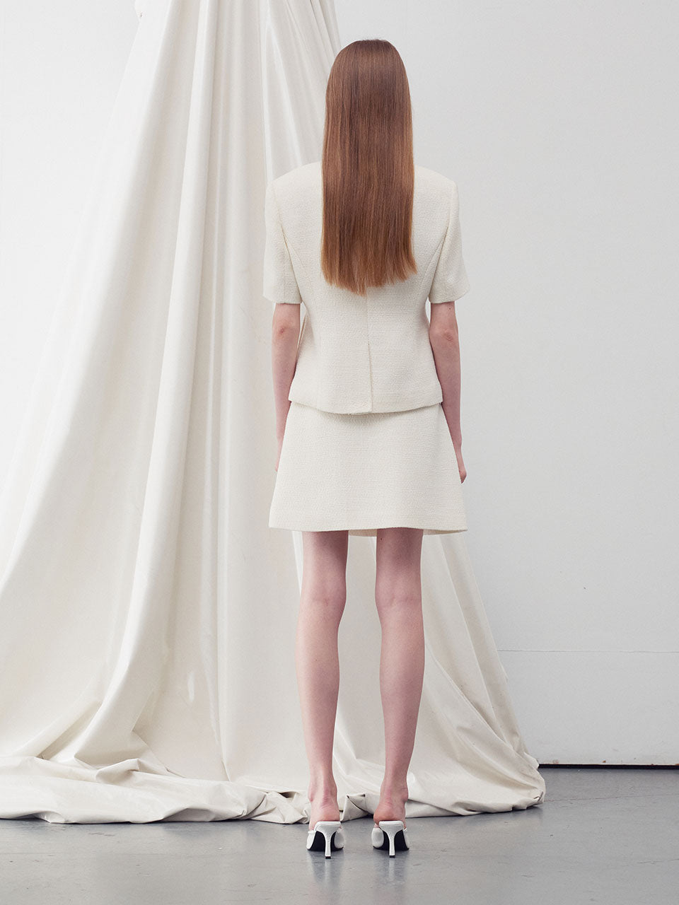 Square neck half sleeves tweed jacket ivory - fasfas