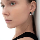 Dual onyx 8mm white pearl earrings(clip-on earrings) - fasfas