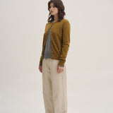 Cardigan con bottoni Aubrey in cashmere 100%