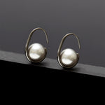 Grey pearl oval hoop earrings - fasfas