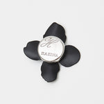 Fleur brooch black - fasfas